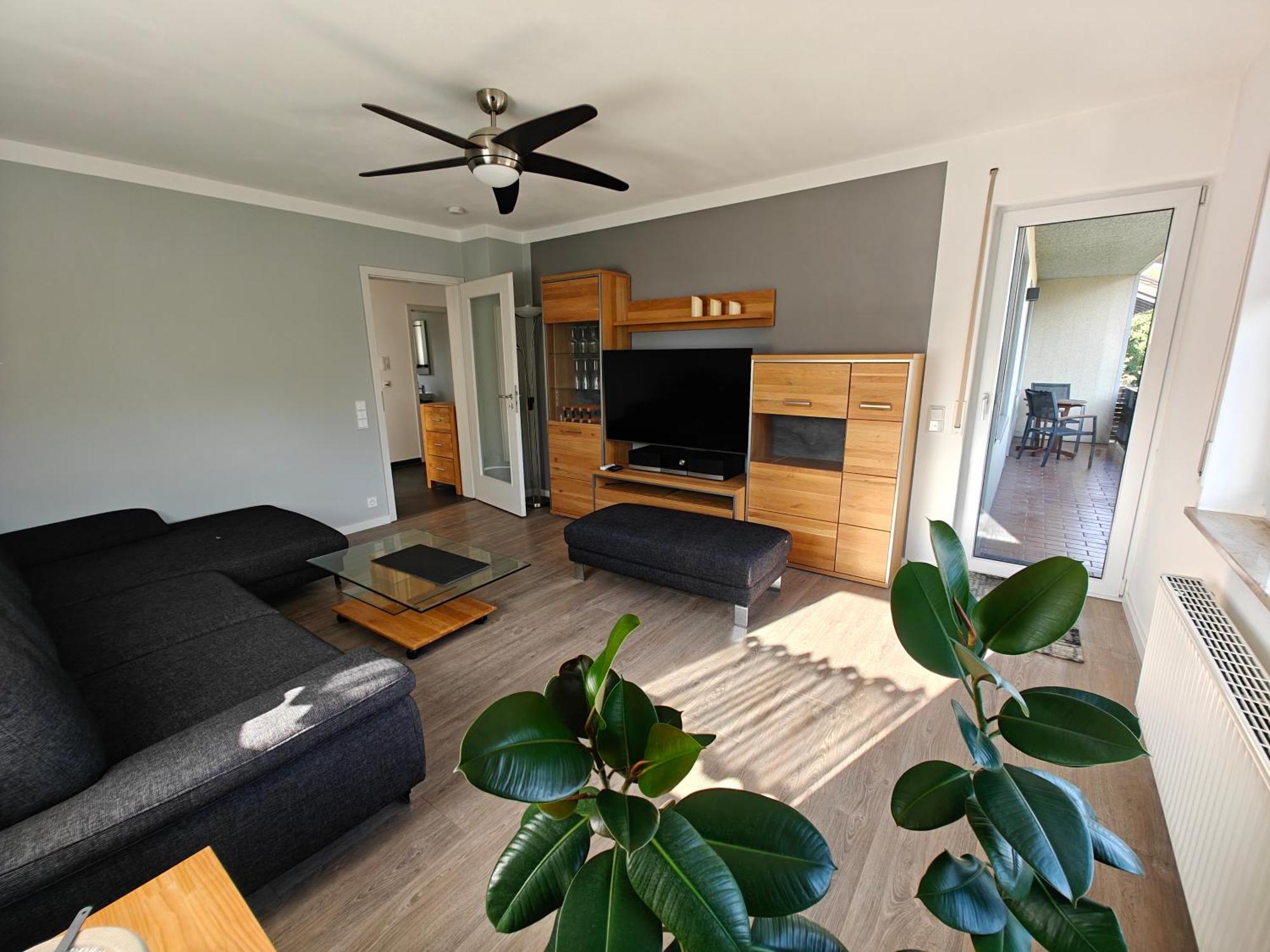 Apartment Kaufering Exteriör bild